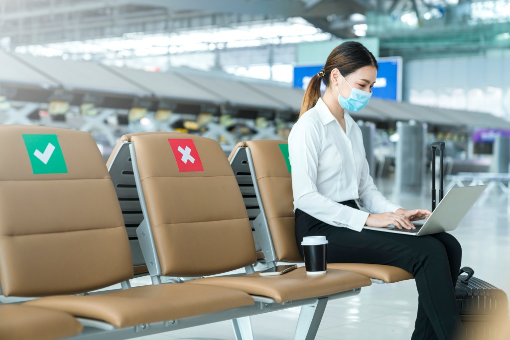 Optimizing Passenger Flow in Next Generation Airport&nbsp;Terminals